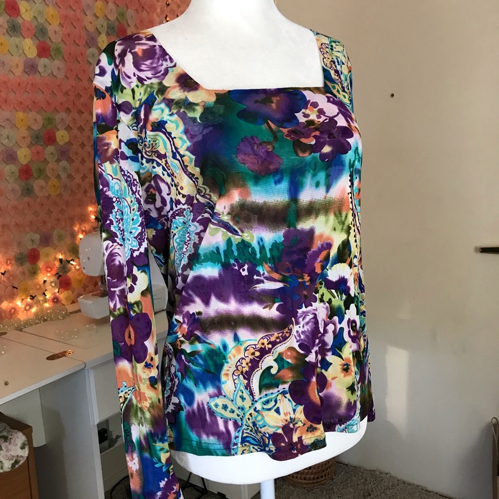 Square neck blouse